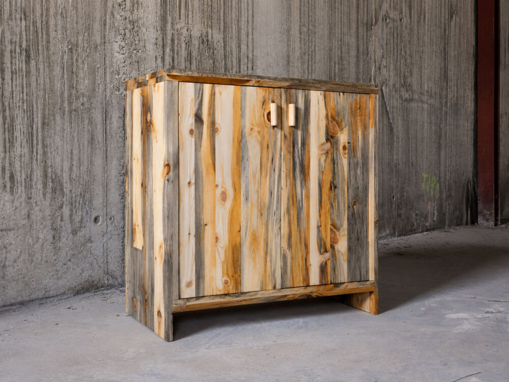 Colección Travertino en madera maciza recuperada de Pino silvestre azulado